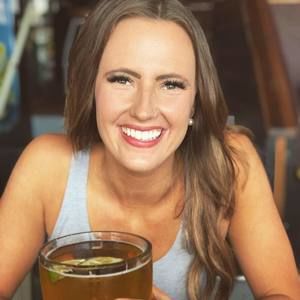 Meet your Posher, Claire